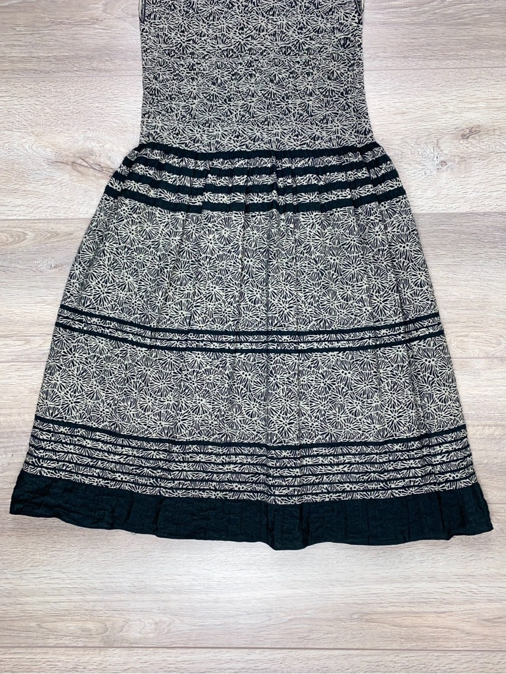 Max Edition Sleeveless Striped Dress Large Black Tan - Picture 8 of 12